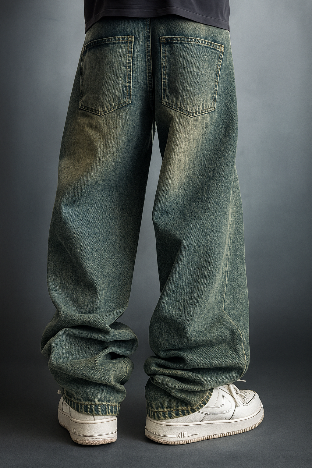 Dirty Wash Baggy Jeans